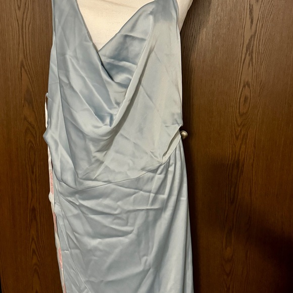 Missguided Asymmetric Cowl Neck Satin Midi Dress - Picture 4 of 9